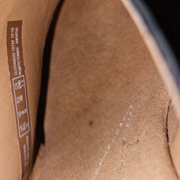 Clarks Collections | Tan Wedges with Black Straps | Size 8 M - Picture 8 of 8